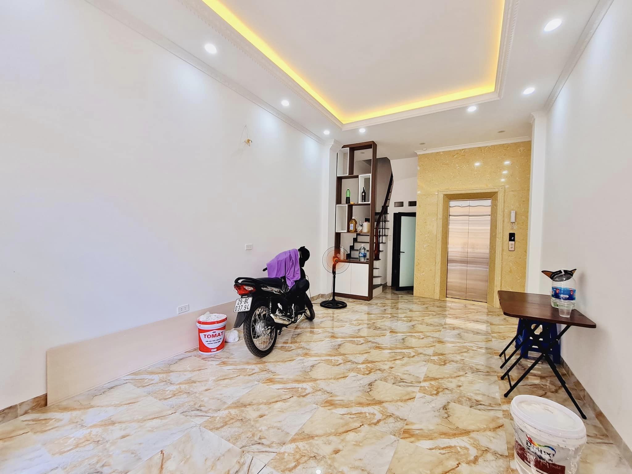 Bán nhà chia lô 401 Xuân Đỉnh dt 30 m x 5 t mới long lanh gần ô tô giá bán nhỉnh 8 tỷ