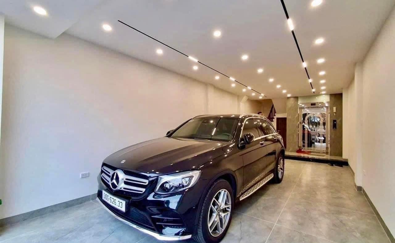 Giá rẻ, bán nhà Nghĩa Đô, ô tô vào nhà, thang máy, kinh doanh, chỉ 15 tỷ