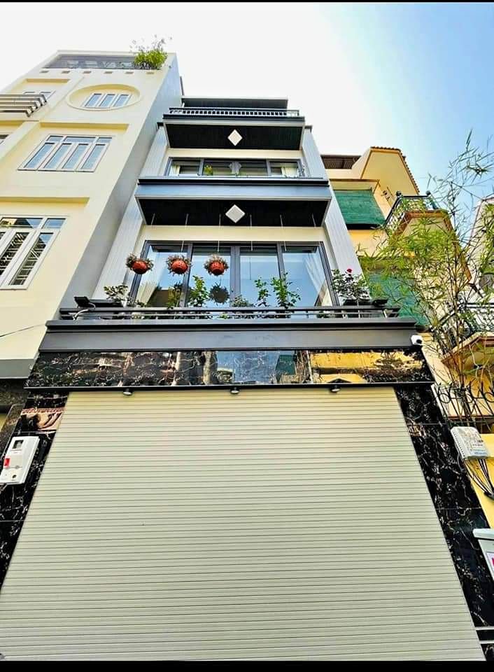 HIẾM Bán nhà Huy Du 5 tầng, gần ga tàu điện Metro, cạnh Vinhomes Gardenia, ô tô đỗ cửa, 12 tỷ