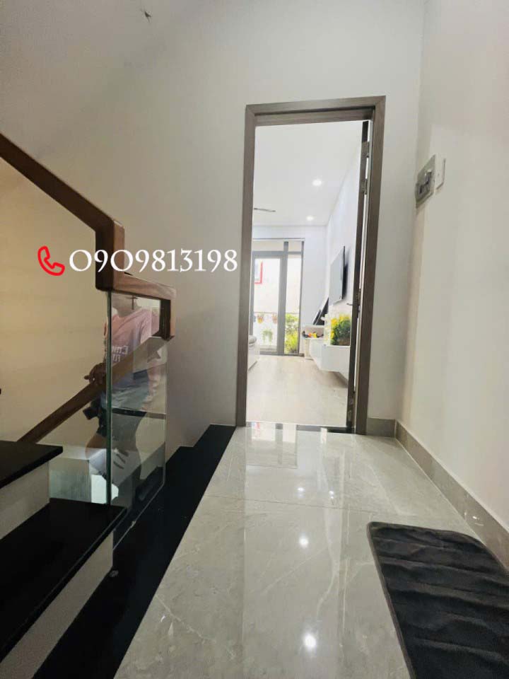 ♥️♥️♥️Nhà Đẹp P.COL Quận 1 TẶNG NTCC Sang Tên Ở Ngay SHR.♥️♥️♥️