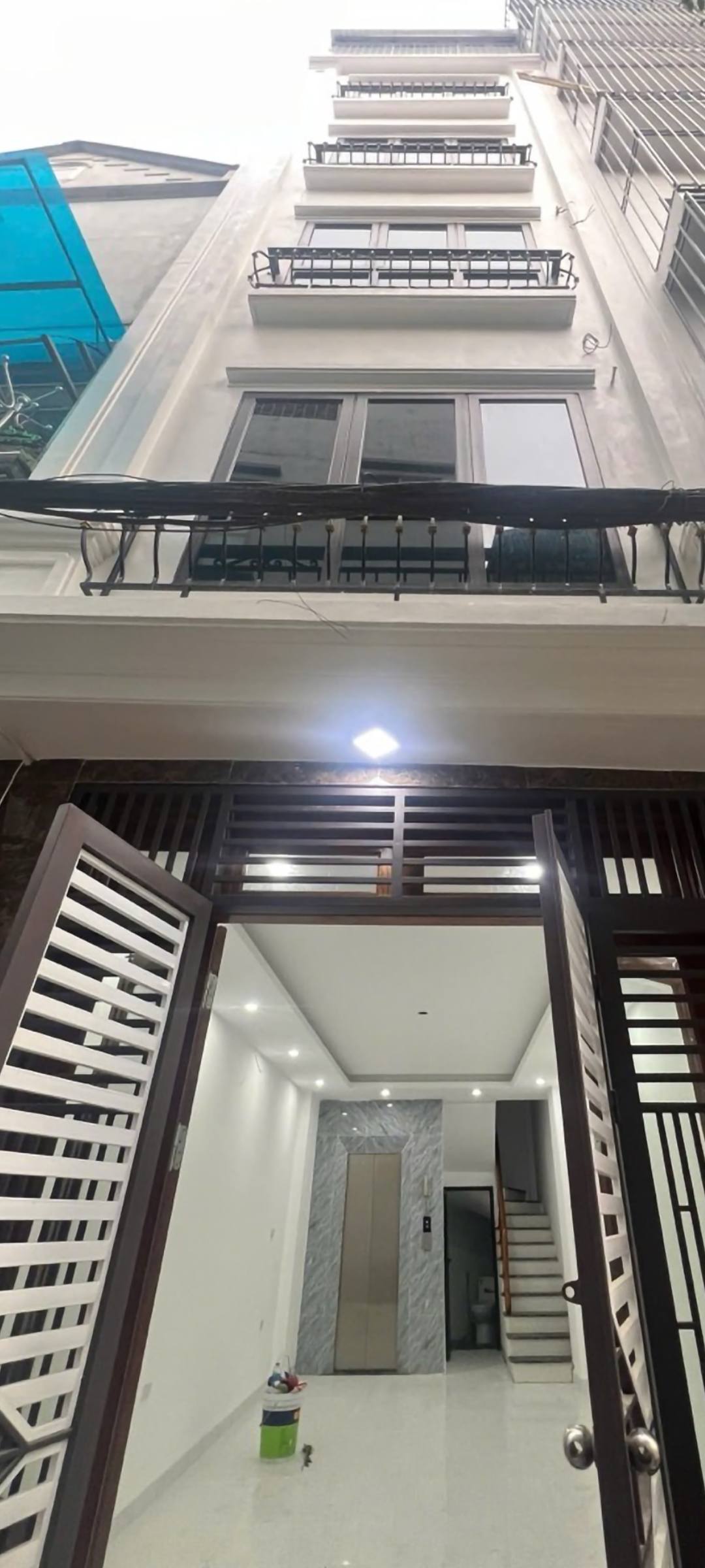 Bán gấp nhà Hồ Tùng Mậu sát Vinhomes Hàm Ngh 55m2, ô tô đỗ cửa, 5 tầng 5 ngủ, nhỉnh 12 tỷ