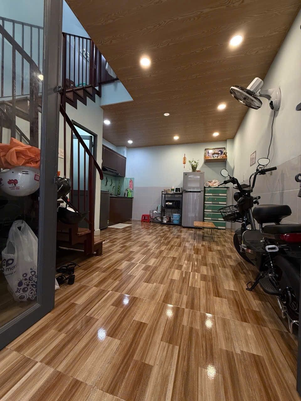 NHA DEP GIA TOT-GAN CAU NG VAN CU Q5-CON TL