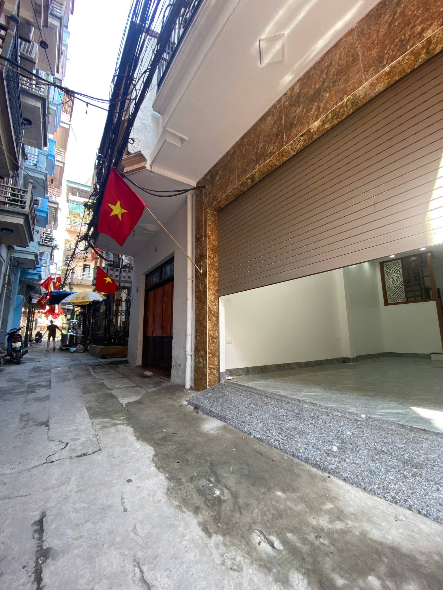 NHÀ MỚI, NGUYỄN ĐÌNH HOÀN, CẦU GIẤY-KD-Ô TÔ-TM: 40/45M X6T, MT 4,5M, GIÁ 18,4 TỶ