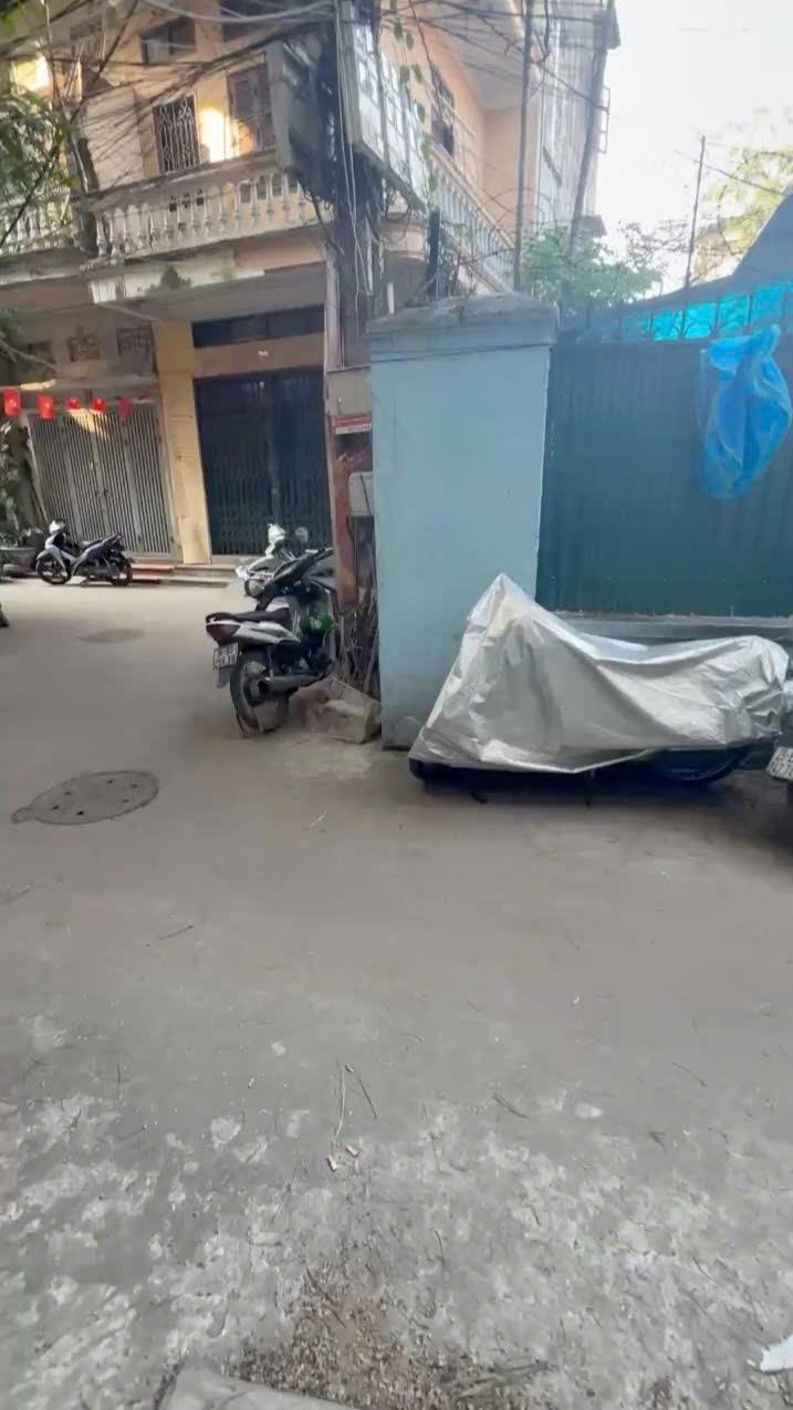 NHÀ ĐẸP ĐÓN TẾT– TẦNG 1 – VỪA Ở VỪA KINH DOANH – 15M RA Ô TÔ – VIEW THOÁNG – Ở NGAY