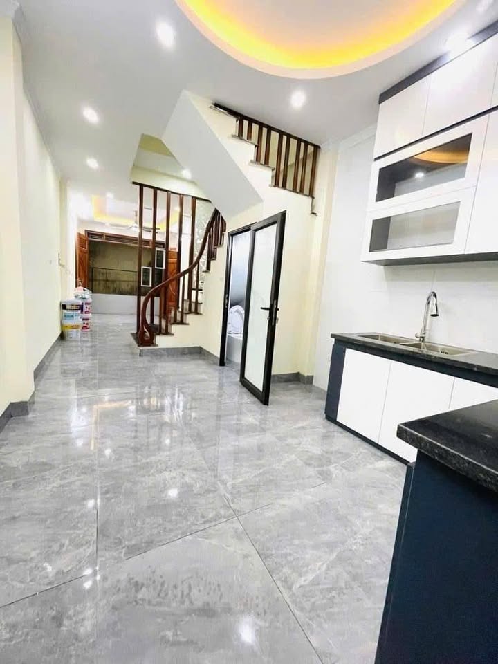 Nhà đẹp Hoàng Văn Thái - ngõ bàn cờ - oto tránh - nhà dân xây - nội thất đầy đủ