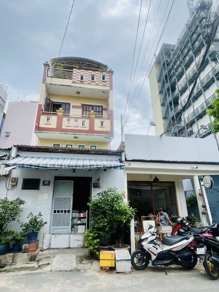 MẶT TIỀN SÁT LUỸ BÁN BÍCH – THÔNG THOẠI NGỌC HẦU – 56M2 – SẴN DÒNG TIỀN CHỈ 5.X