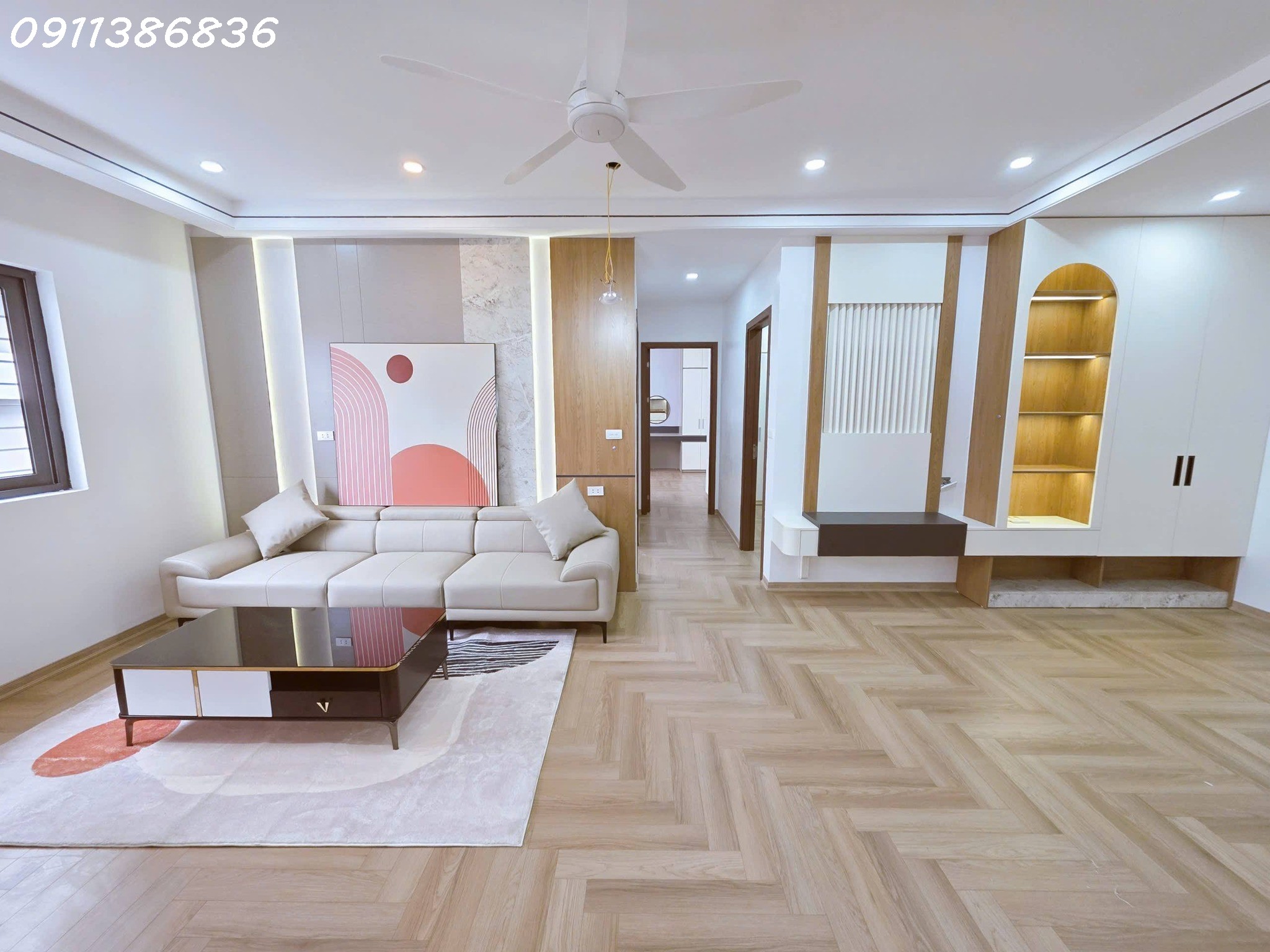 Căn góc CT3-1 Mễ Trì Hạ, Nội thất đẹp, Ban công siêu thoáng, 143m 4PN 3WC