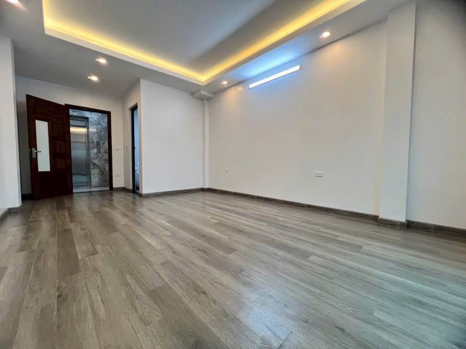 Nhà đẹp Trần Đại Nghĩa – Phố Vọng, khu phân lô chuẩn chỉnh, ô tô tránh nhau thoải mái, cực hiếm trong khu vực trung tâm Hai Bà Trưng.