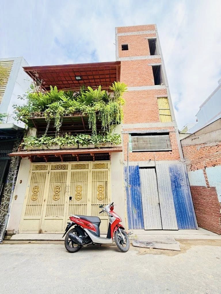 MẶT TIỀN ĐƯỜNG NGAY THOẠI NGỌC HẦU – 3 TẦNG – 84M NỞ HẬU – CHỈ 9 TỶ