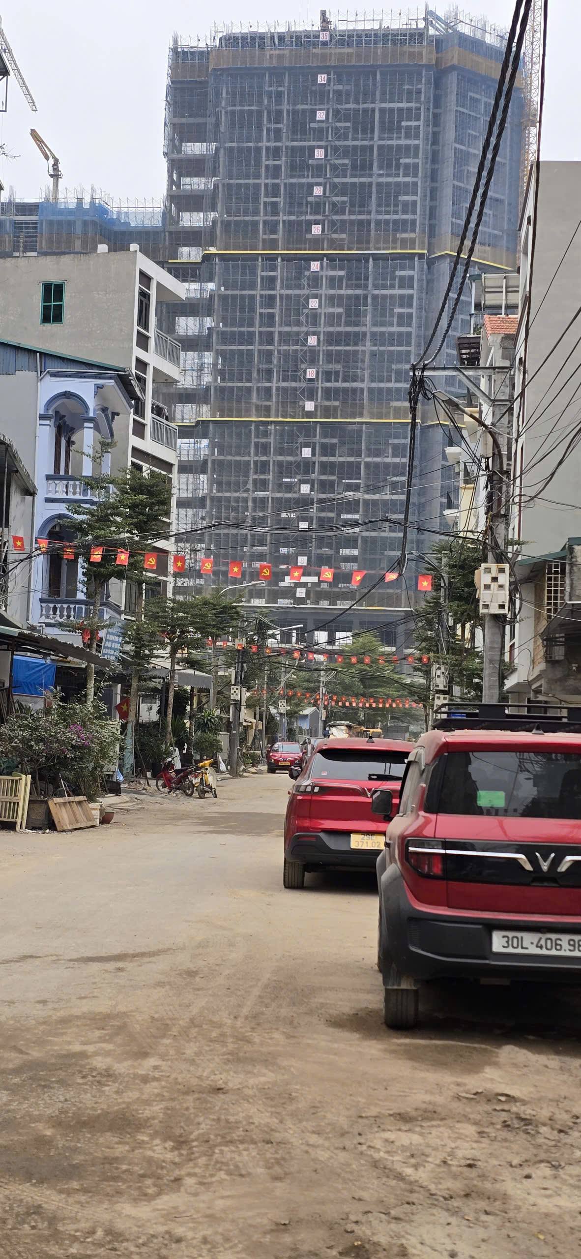 MẢNH ĐẤT, NGÕ 343, AN DƯƠNG VƯƠNG, TÂY HỒ:155M, MT 8M, GIÁ 34,9 TỶ.