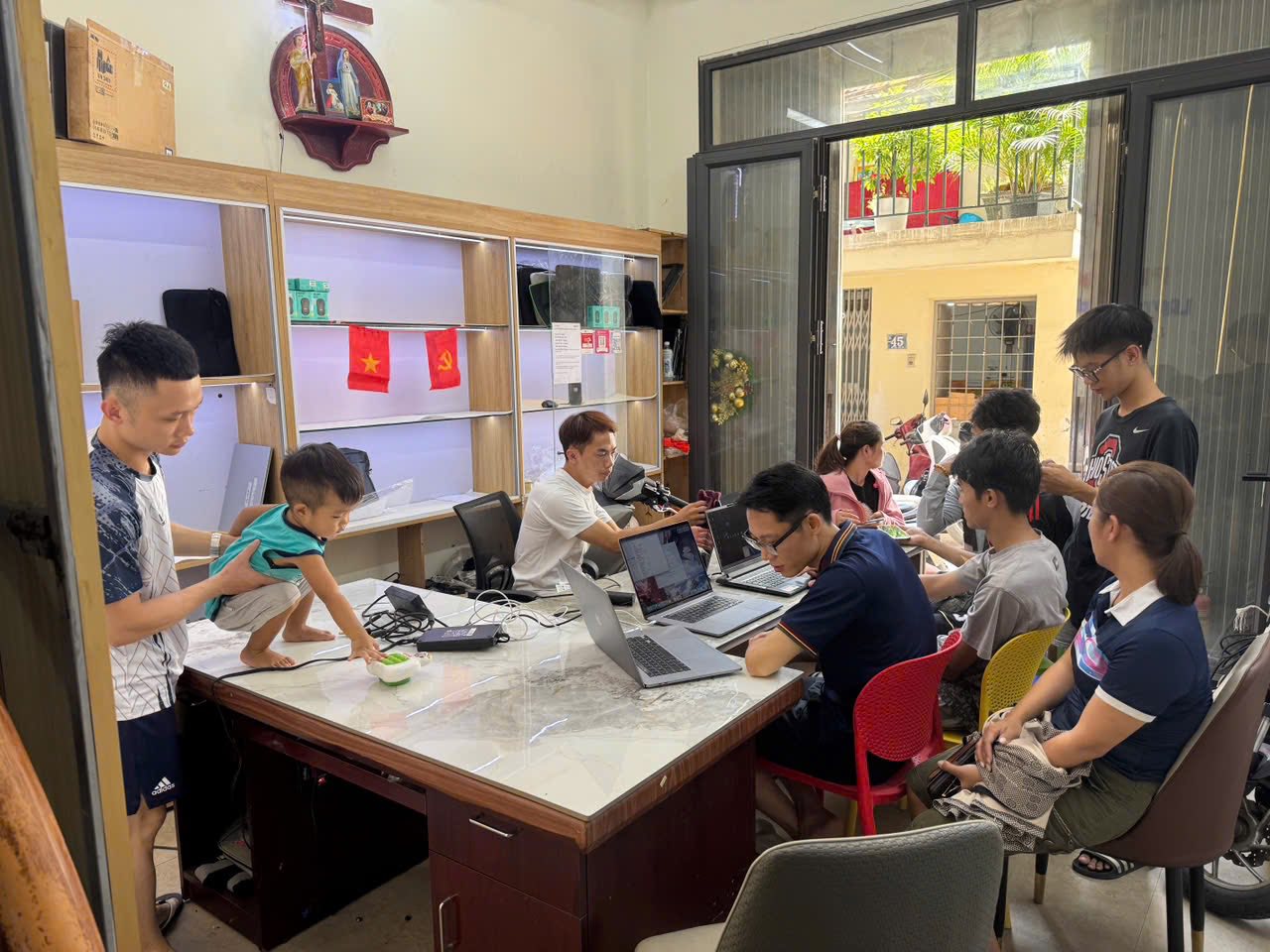 Siêu phẩm Phân Lô Vũ Tông Phan- 48m*5 tầng*4mMT- Ngõ thông ôtô - Kinh doanh. Giá 15 tỷ