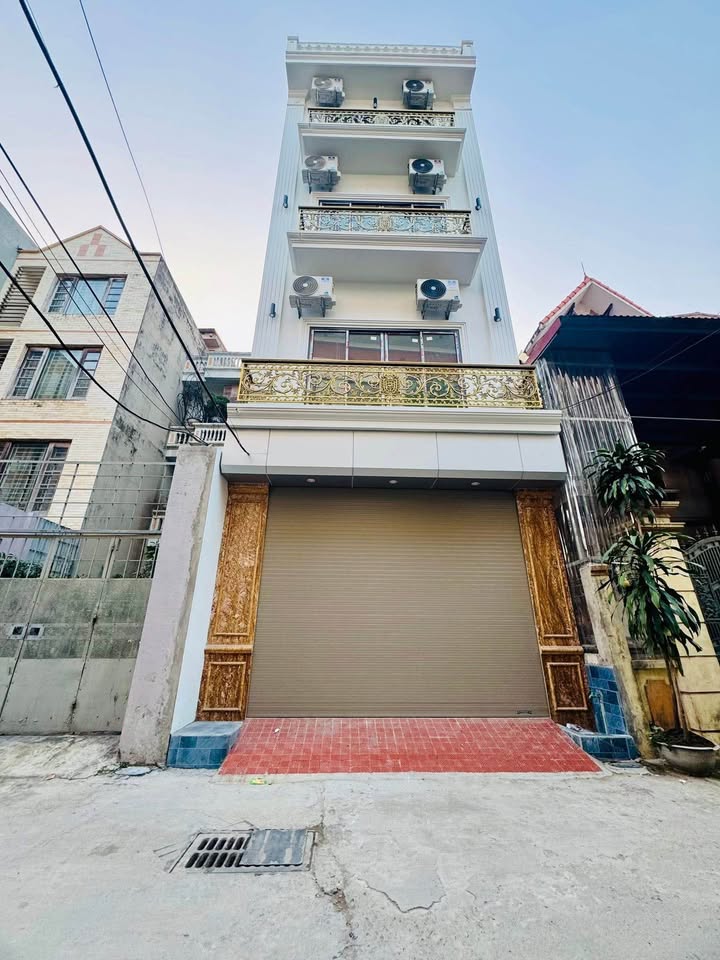 BÁN NHÀ HOÀNG VĂN THÁI – NHÀ ĐẸP PHÂN LÔ - 6 TẦNG - THANG MÁY – GẦN NGÃ TƯ SỞ, ROYAL CITY