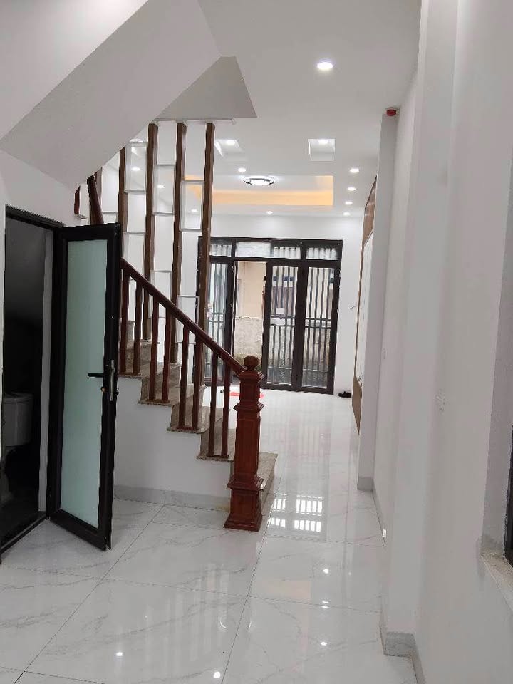 BÁN NHÀ ĐẸP LÊ TRỌNG TẤN - THANH XUÂN – 2 THOÁNG – 10M RA Ô TÔ – GẦN ROYAL CITY