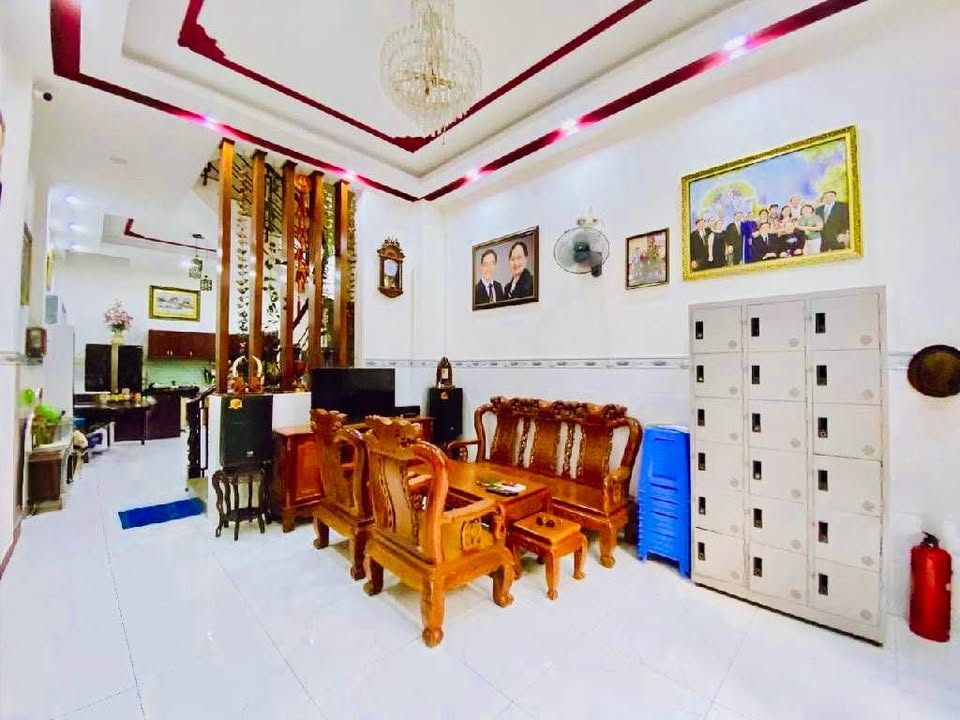 HXH NGAY AEON MALL TÂN PHÚ – BỜ BAO TÂN THẮNG – NHÀ 3 TẦNG – 64M – HƠN 8 TỶ TL