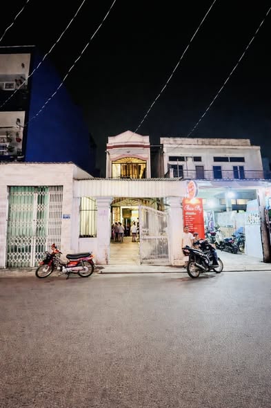 NGAY AEON MALL CHỢ SƠN KỲ ĐƯỜNG 10M THÔNG 112M NỞ HẬU 2 TẦNG 5PN CHỈ 11 TỶ TL