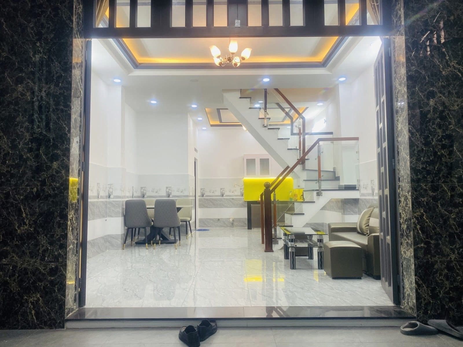 SIÊU PHẨM CĂN GÓC LÂM VĂN BỀN -PHƯỜNG TÂN KIỂNG Q7, NGANG 4.8M CỰC THOÁNG . HIẾM CÓ KHÓ TÌM