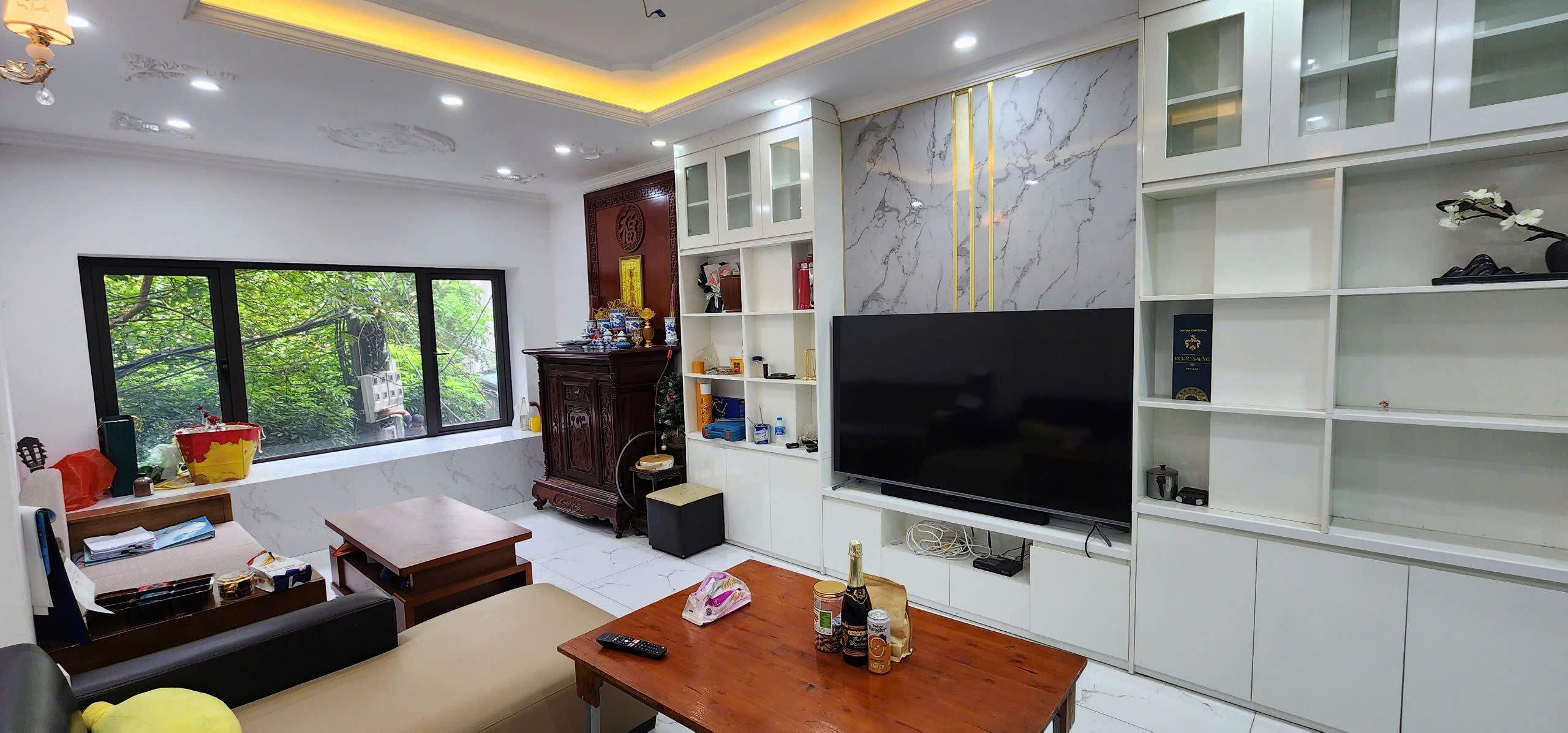 NHÀ PHỐ HỒNG TIẾN – TRUNG TÂM LONG BIÊN – Ô TÔ VÀO NHÀ – KINH DOANH ĐỈNH