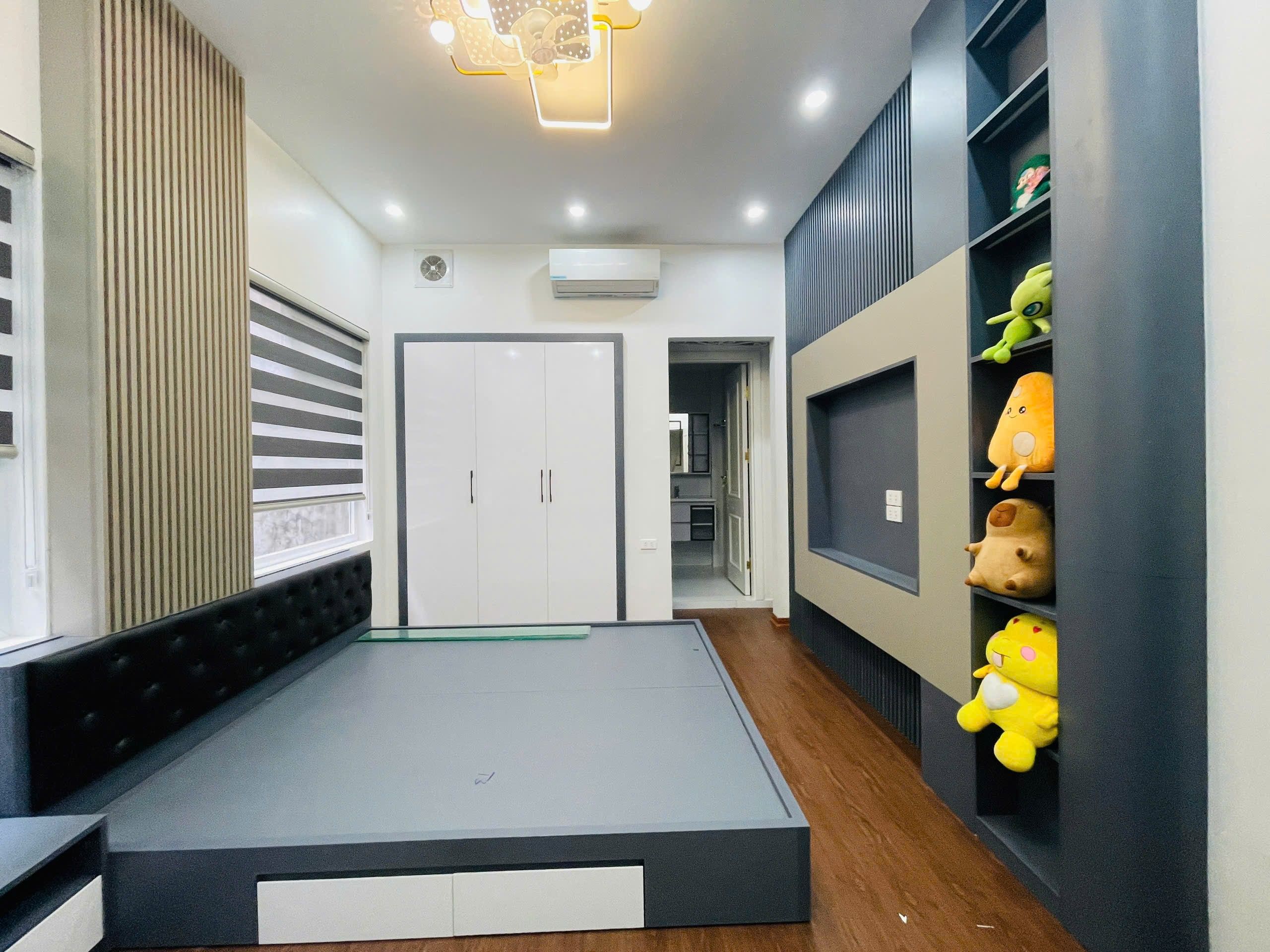 PHÁO ĐÀI LÁNG-ĐỐNG ĐA - NHÀ ĐẸP - 6 TẦNG - THANG MÁY - THOÁNG SÁNG - Ở SƯỚNG - 31M² 10.9 TỈ ...