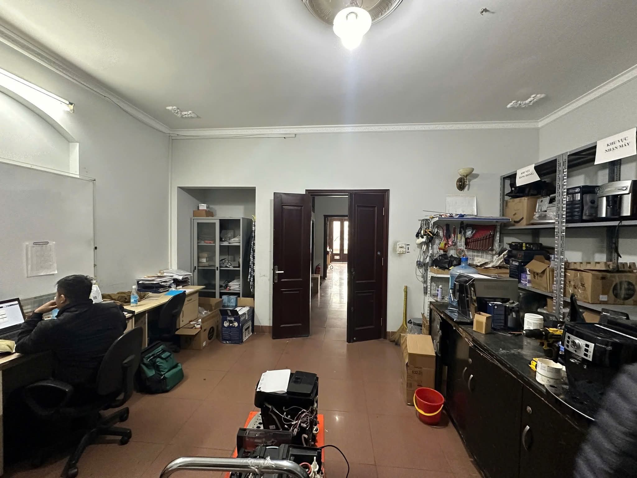 SIÊU PHẨM MẶT PHỐ VĂN CAO – VỊ TRÍ VIP NHẤT PHỐ – 3 MẶT THOÁNG – TÒA 6 TẦNG THANG MÁY – DÒNG TIỀN KHỦNG Ba Đình, Hà Nội