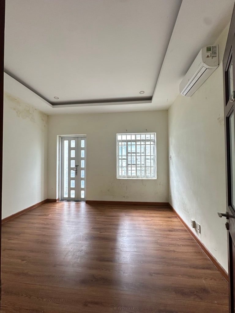 Bán nhà HXH 10m Lũy Bán Bích, Tân Phú. Lô góc 4m x 15m x 4 tầng, 3PN, gần chợ Tân Phú chỉ 9.8 tỷ!