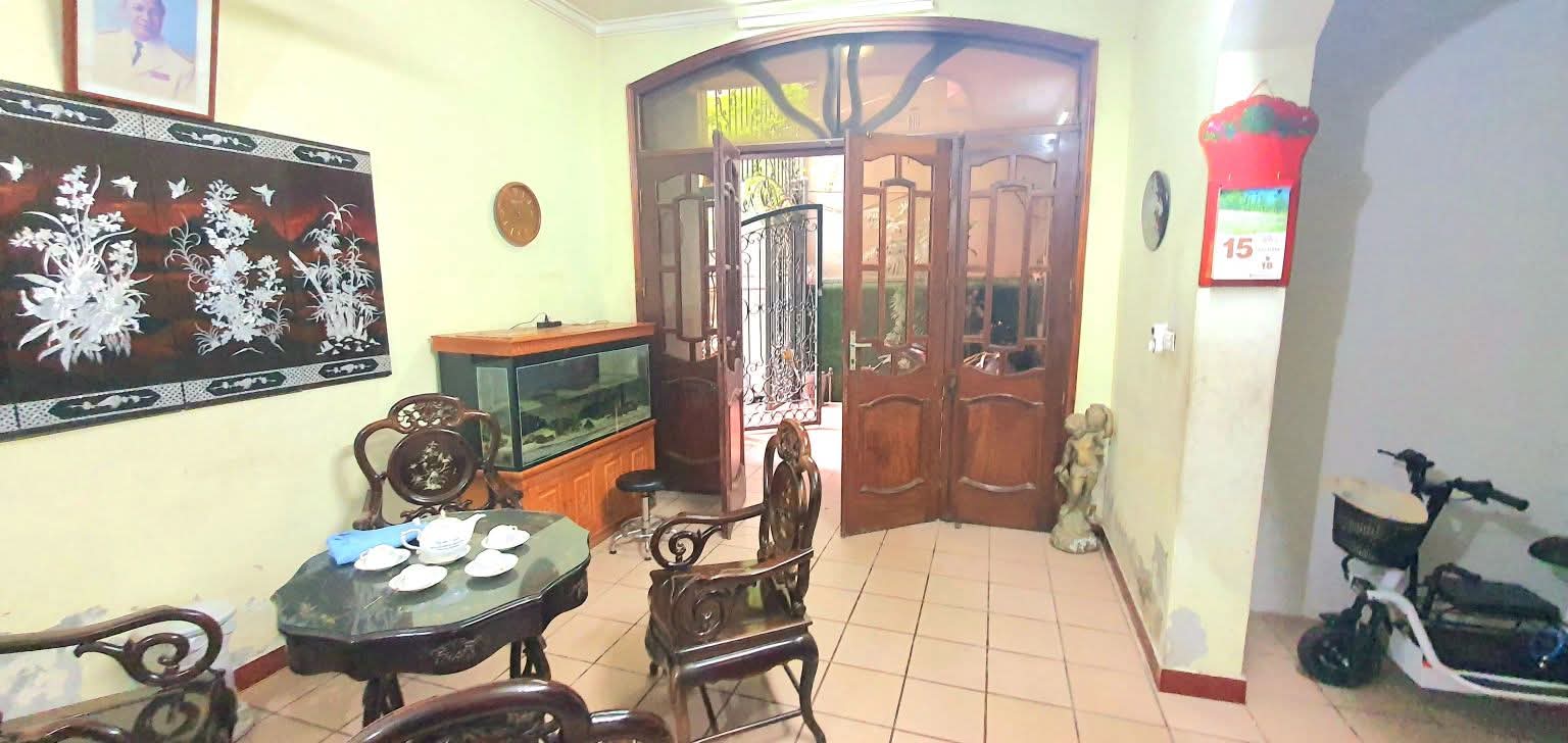 NHÀ PHỐ LÝ NAM ĐẾ – PHÂN KHÚC SIÊU HIẾM – NGÕ NÔNG – 3 MẶT THOÁNG – 110M² QUYỀN LỰC