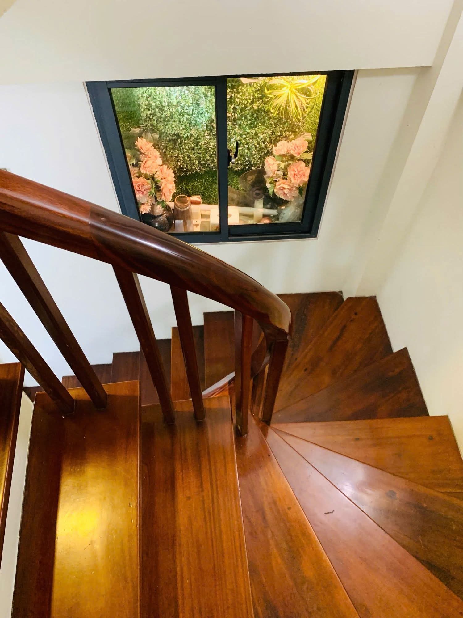 HOMESTAY HÀNG TRE – LÒ SŨ | LÕI PHỐ CỔ HOÀN KIẾM | ĐÓN KHÁCH NGAY Hàng hiếm trung tâm – khai thác dòng tiền ổn định – giá trị tăng bền vững