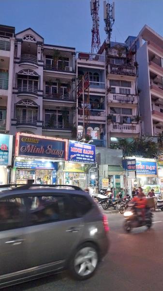 Bán nhà mặt tiền 5 tầng Trần Phú 7x21 chỉ 48 tỷ - 0931172218