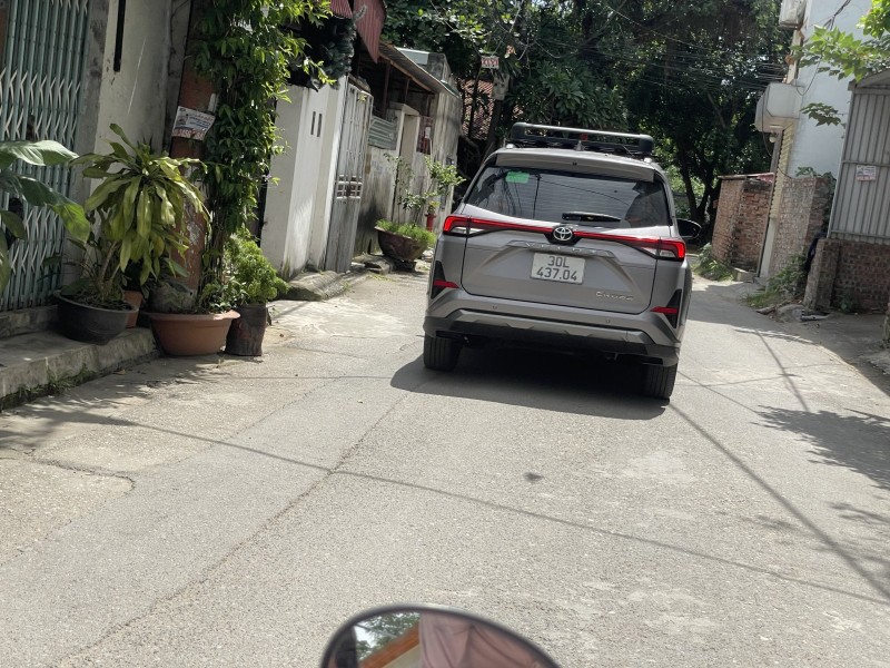 BÁN ĐẤT Phố Nguyễn Văn Linh 96m2,mặt tiền 8m X 9.5 tỷ Long Biên.