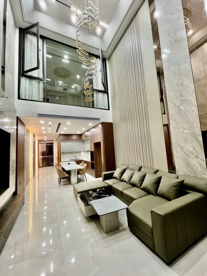 SIÊU PHẨM NHÀ PHÂN LÔ NGỌC THUỴ – LONG BIÊN 7 TẦNG THANG MÁY | Ô TÔ VÀO NHÀ – Ô TÔ TRÁNH | FULL NỘI THẤT CAO CẤP