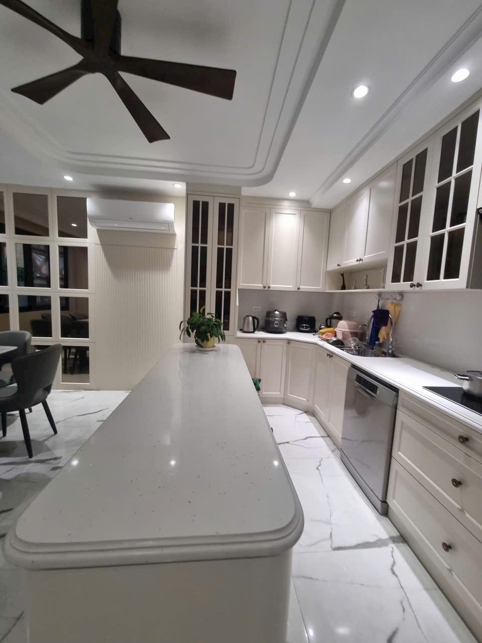 NHÀ ĐẸP TRIỆU VIỆT VƯƠNG – 6 TẦNG THANG MÁY – THIẾT KẾ XỊN XÒ – TRUNG TÂM HAI BÀ TRƯNG ✨