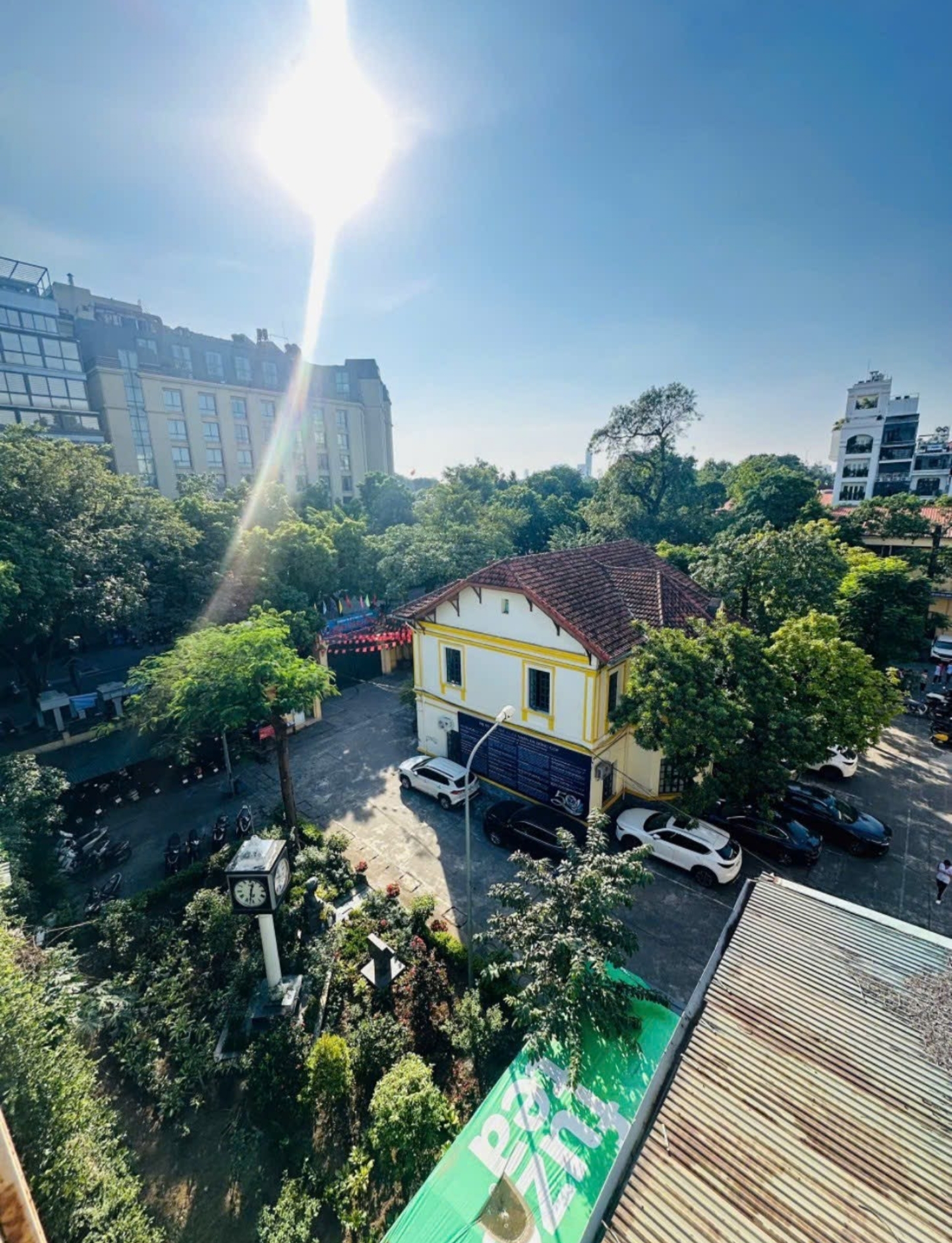 NHÀ 5 TẦNG PHỐ PHAN ĐÌNH PHÙNG – TUYẾN PHỐ ĐẸP NHẤT THỦ ĐÔ Trung tâm Ba Đình – khu VIP, dân trí cao, không gian xanh hiếm có Nhà 2 mặt thoáng