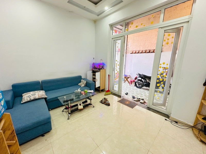Bán nhà đường số 9, Phường Linh Tây, Thủ Đức, TP HCM. DT 76m2, cấp 4, sổ hồng, Giá 4.1 tỷ