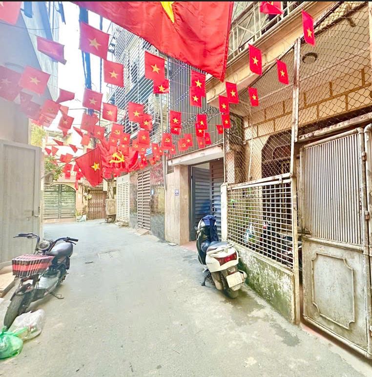 Bán nhà Quan Nhân 50m², 4 tầng, mặt ngõ 2.5m, kinh doanh nhỏ – 12.6 tỷ