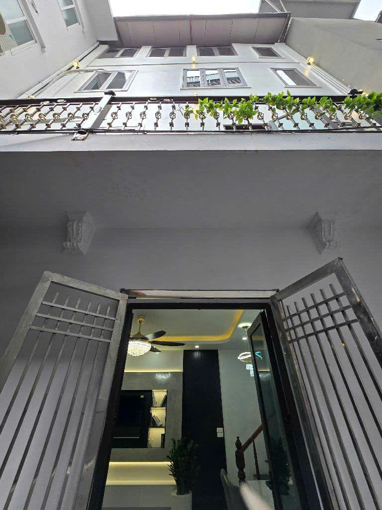 Bán nhà phố Quan Nhân | Gần trường – gần chợ – 31m², 4 tầng nhà đẹp ở ngay – Giá 8.6 tỷ