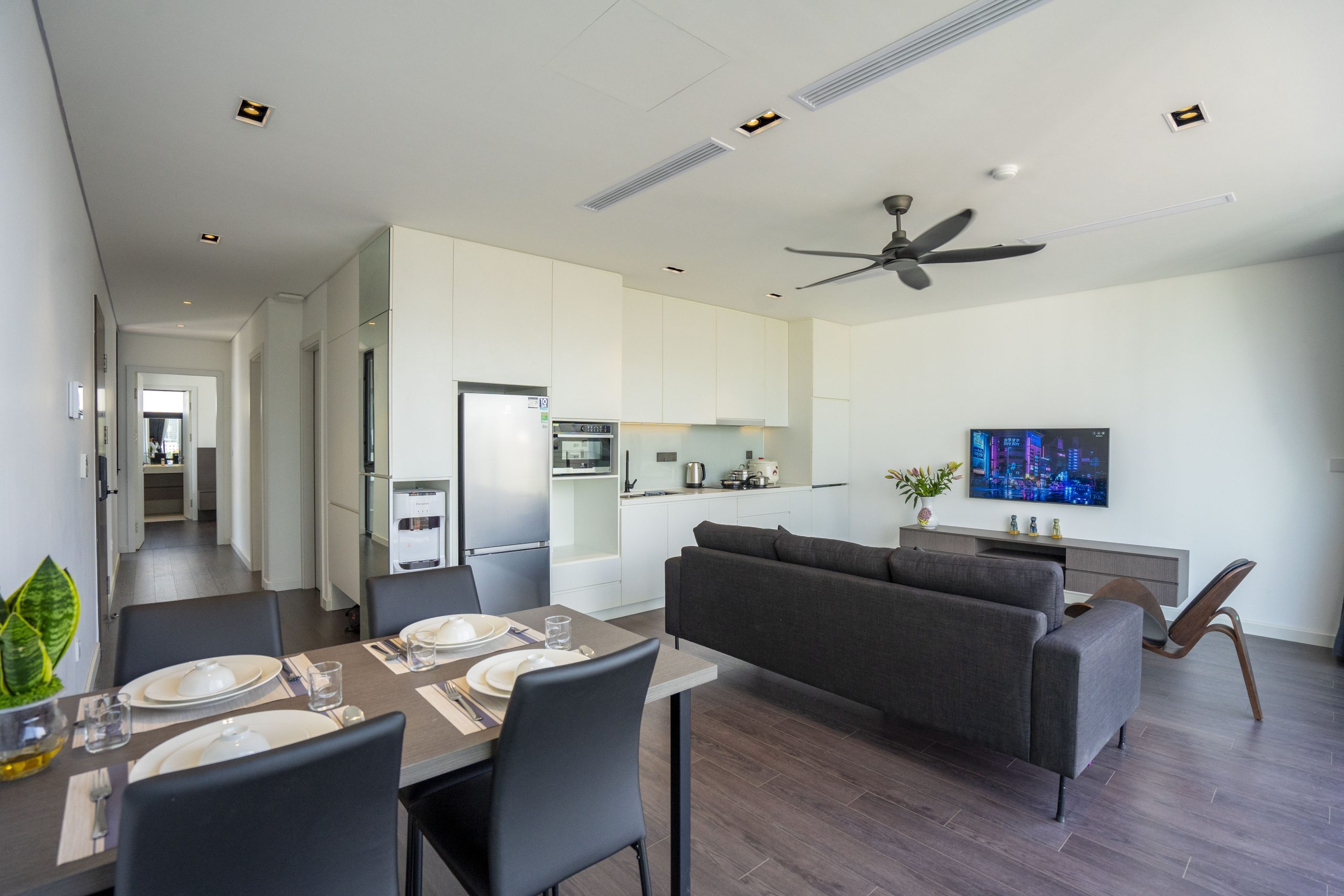 Siêu phẩm, bán tòa apartment phố Nhật Chiêu, view hồ Tây, dòng tiền khủng, chỉ 55 tỷ