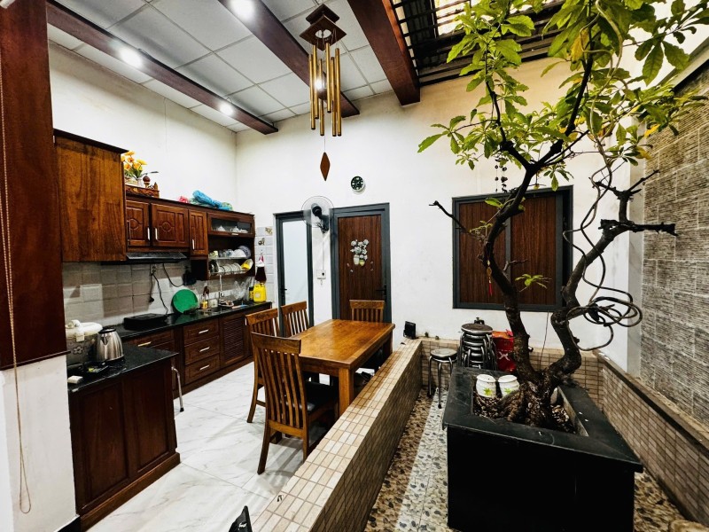 # Nhà MT Dũng Sỹ Thanh Khê Sát Biển Nguyễn Tất Thành, 75m2, ở ngay, 6.x tỷ