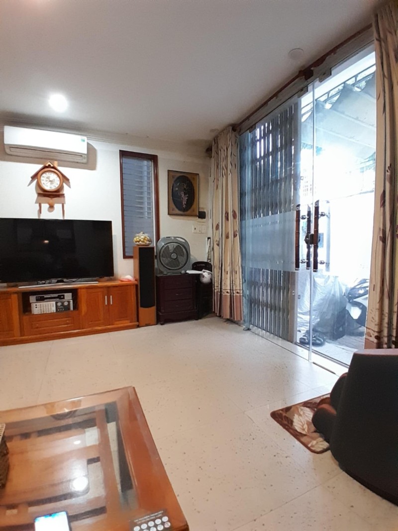 # Góc MT Đinh Tiên Hoàng, 111m2, 4 tầng đúc,ở Kinh Doanh + cho thuê riêng, 10.x tỷ