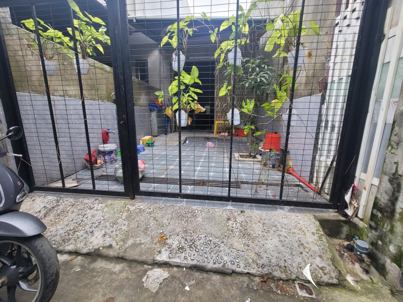 # Nhà sát đường Hải Phòng, gần Siêu Thị, 70m2, C4, 3.1 tỷ