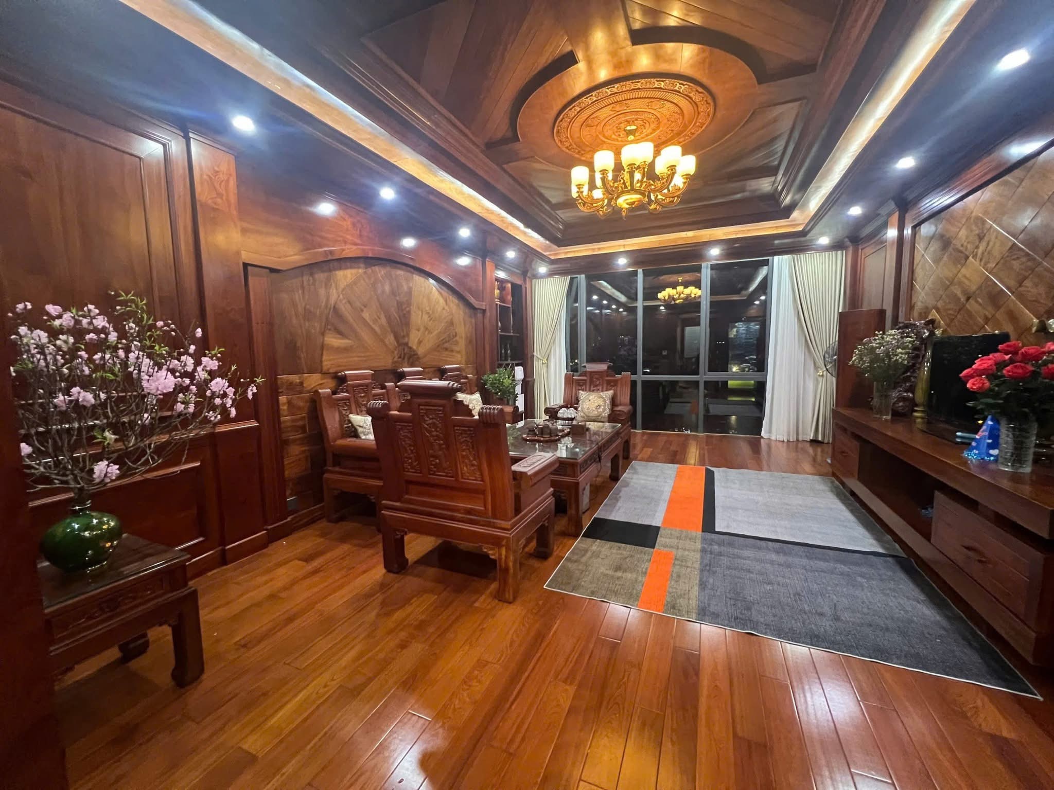 NHÀ VỊ TRÍ ĐẸP- DT 66M- VỪA Ở VỪA KINH DOANH- VỈA HÈ- Ô TÔ TRÁNH- PHỐ TRẦN DUY HƯNG.