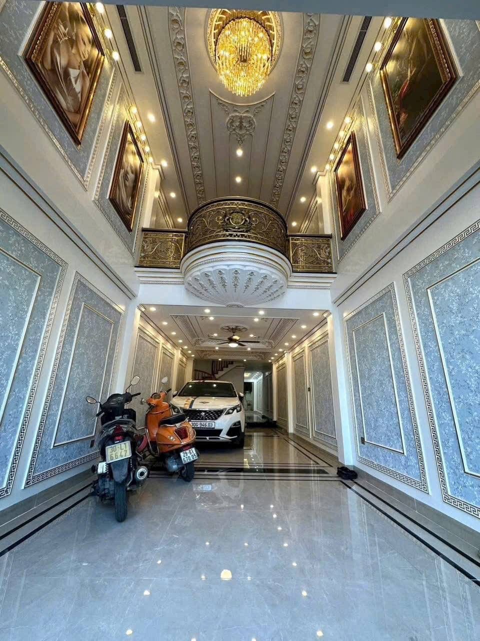 NHÀ PHÂN LÔ- PHỐ TRẦN DUY HƯNG- KINH DOANH ĐỈNH- MT 5M- NGÕ THÔNG- VỈA HÈ- Ô TÔ TRÁNH.