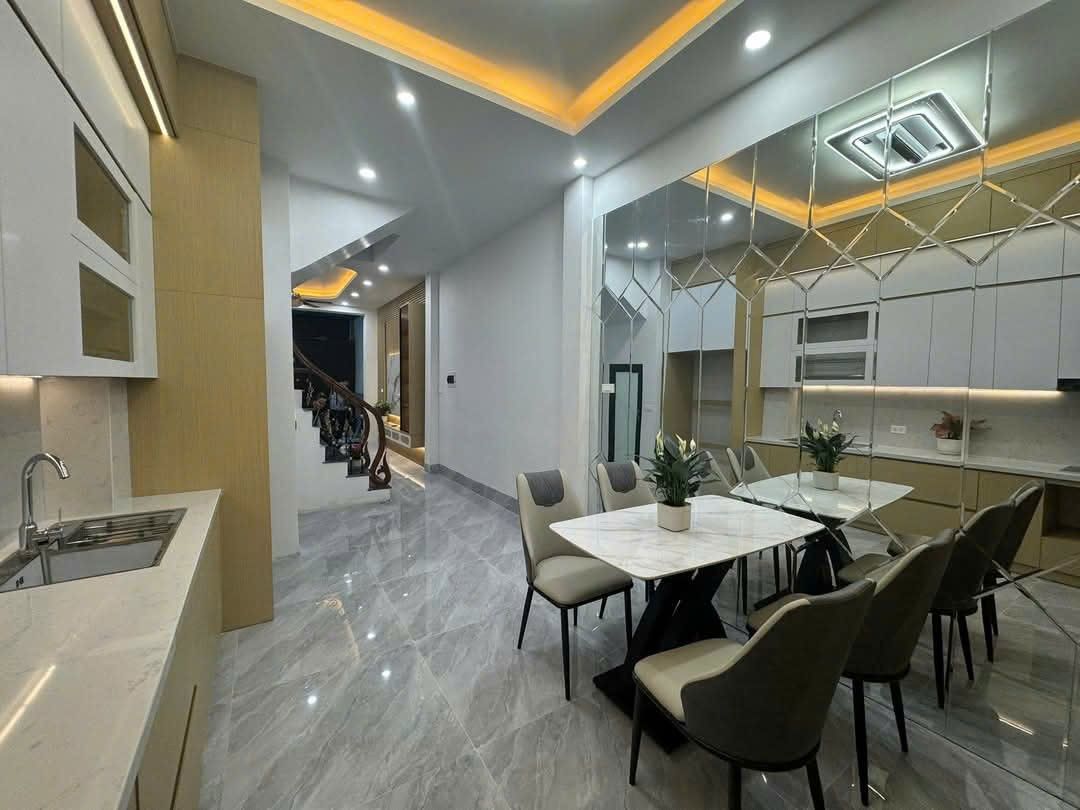 HOT HIT THANH XUÂN,KHƯƠNG HẠ 46M,5 TẦNG,GARA OTO,NGÕ THÔNG KD,FULL NT,NHỈNH 14 TỶ