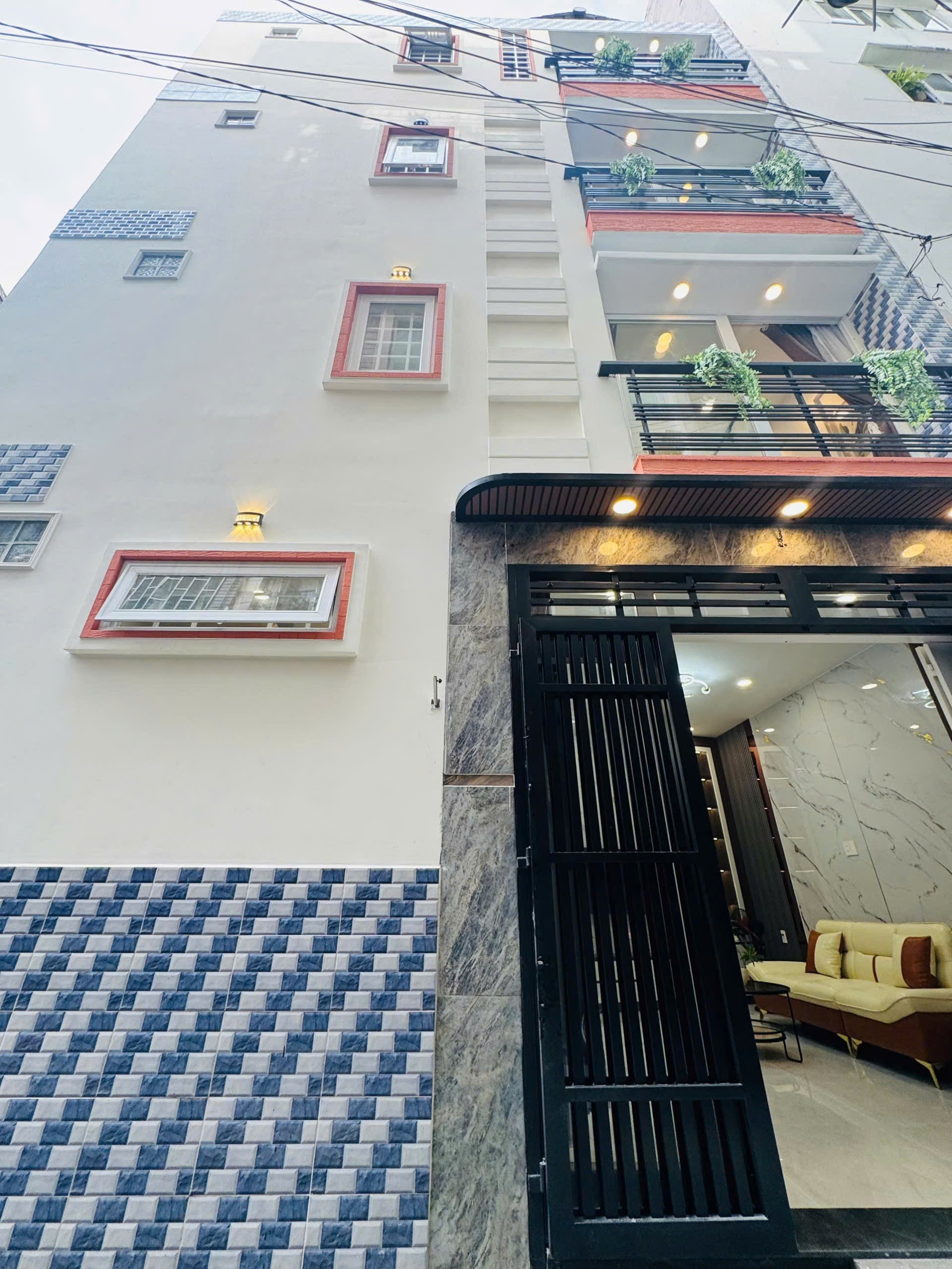 BÁN NHÀ PHÚ NHUẬN – HẺM Ô TÔ – CẠNH CÔNG VIÊN GIA ĐỊNH – GẦN SÂN BAY, ĐẸP NHƯ KHÁCH SẠN MINI, BÙI VĂN THÊM Giá: 7.5 TỶ (TL)