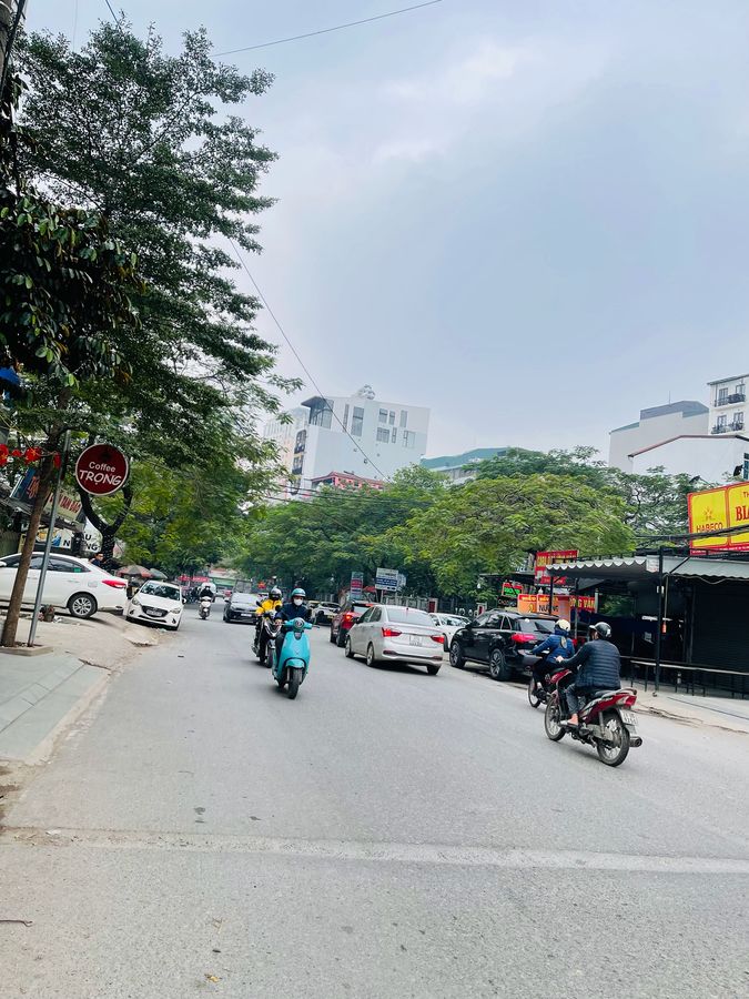 Bán đất Phân lô - vỉa hè - khu đô thị Cầu Giấy - Mặt Tiền Quyền Lực .