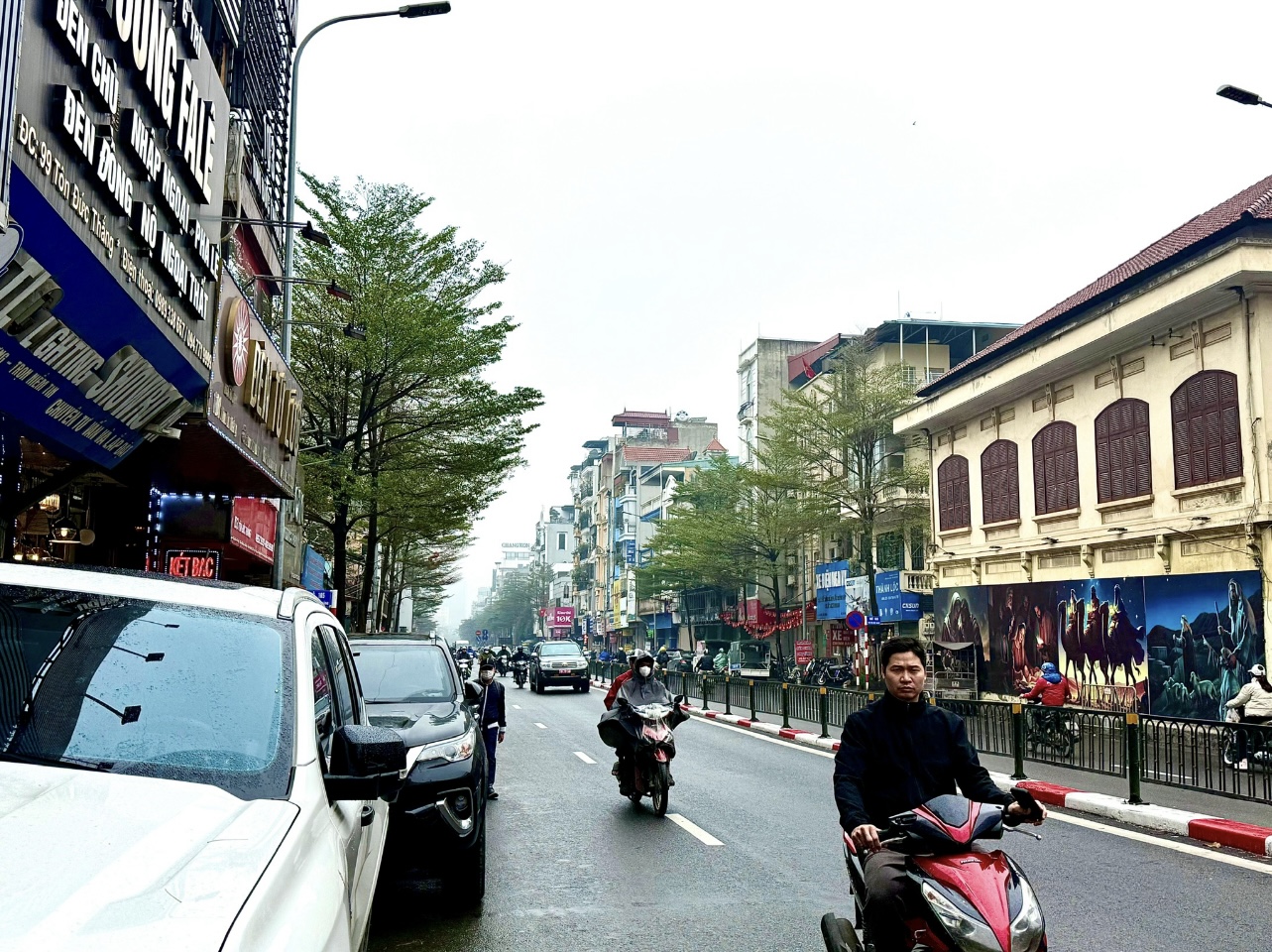 BÁN NHÀ SIÊU PHẨM MẶT PHỐ LÔ GÓC 2 MẶT KINH DOANH SẦM UẤT VỊ TRÍ ĐẮC ĐỊA - HIẾM CÓ NHÀ BÁN