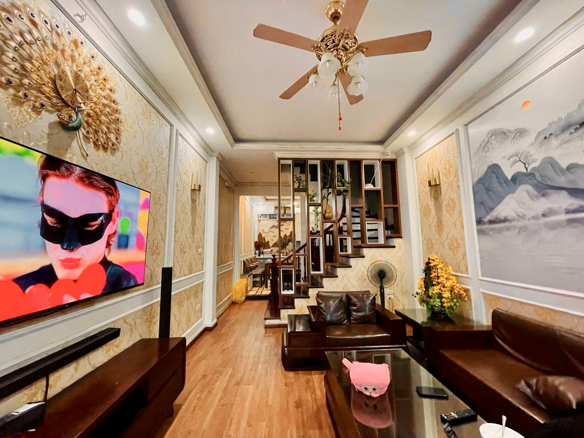 Bán nhà Định Công Thượng - Hoàng Mai, 51m2 - 5 tầng - 8 ngủ - Ô tô vào nhà - 14 tỷ