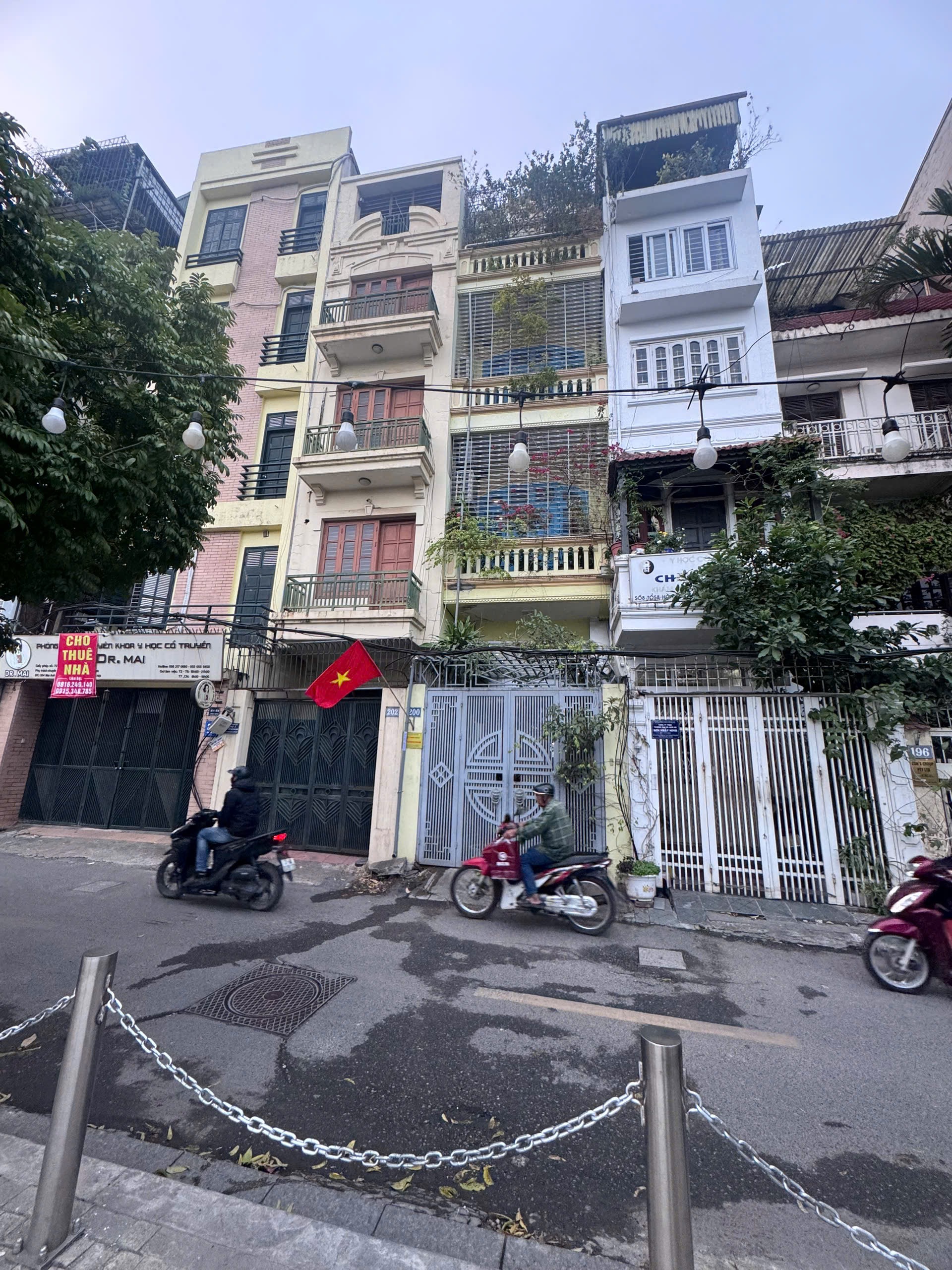 BÁN NHÀ 5 TẦNG CŨ PHỐ ĐẶNG TIẾN ĐÔNG GẦN PHỐ 39M2 GIÁ 11.8 TỶ CÓ THƯƠNG LƯỢNG