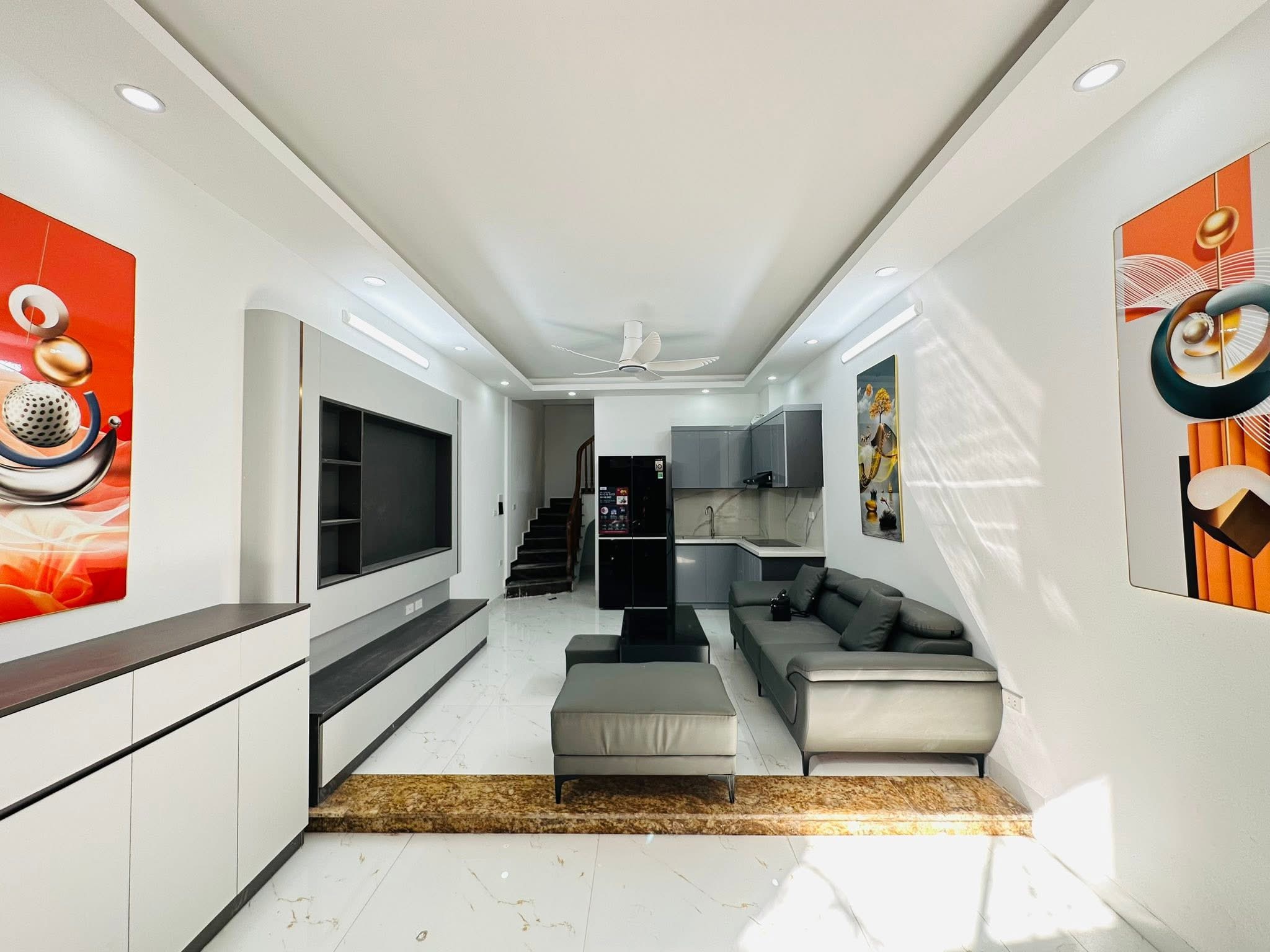 BÁN NHÀ NGUYỄN LƯƠNG BẰNG ĐỐNG ĐA - 31M 5T MT 3.9M - 10M RA OTO NGÕ THÔNG TỨ TUNG FULL NỘI THẤT