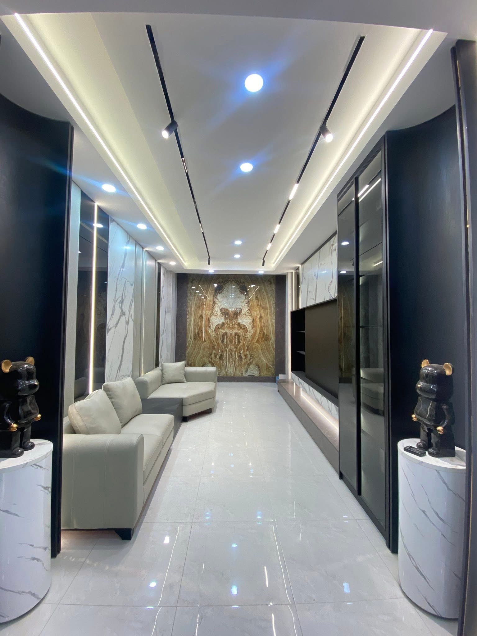 Bán nhà lò đúc 52m - 5 tầng thang máy nhà mới