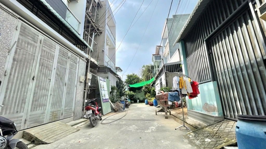 Bán đất Nguyễn Duy Trinh, Phú Hữu , Quận 9, HXH, Gía chỉ 4 tỷ 550 TL