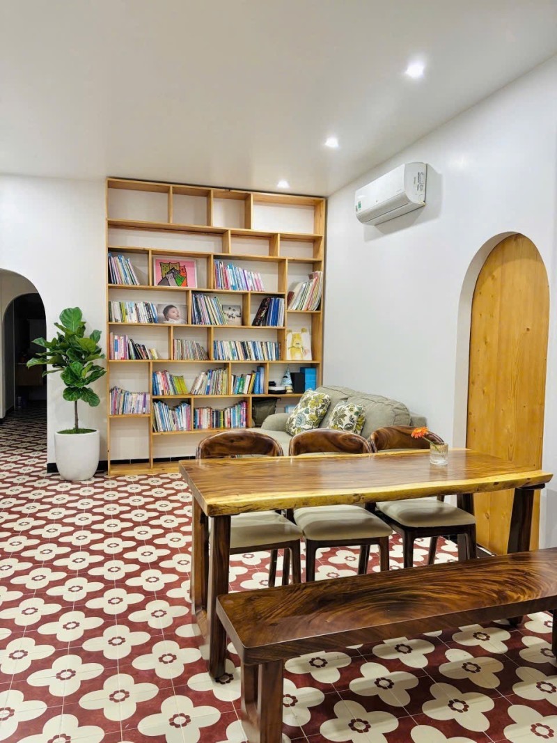 ► Nhà sát Tống Phước Phổ, đi bộ ra Quảng Trường 2/9, 83m2, đẹp xinh,ở ngay, 5.2 tỷ